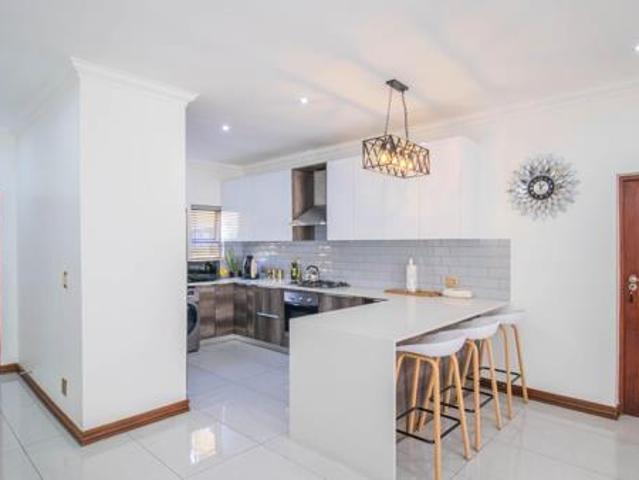 3 Bedroom House in Carlswald North Estate