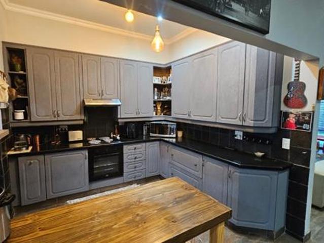 3 Bedroom House in Cashan