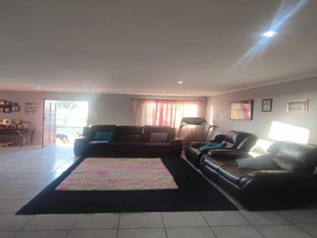 3 Bedroom House in Cedarville
