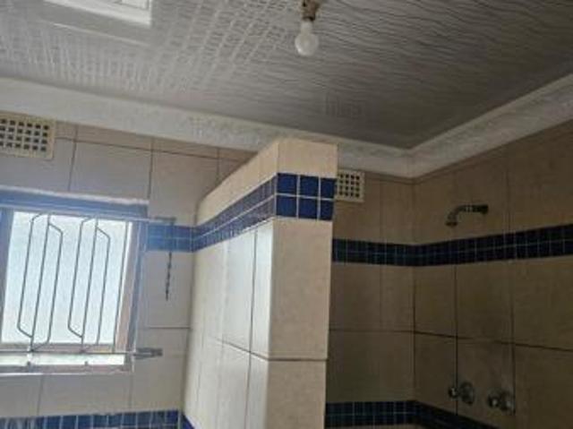 3 Bedroom House in Chatsworth Central