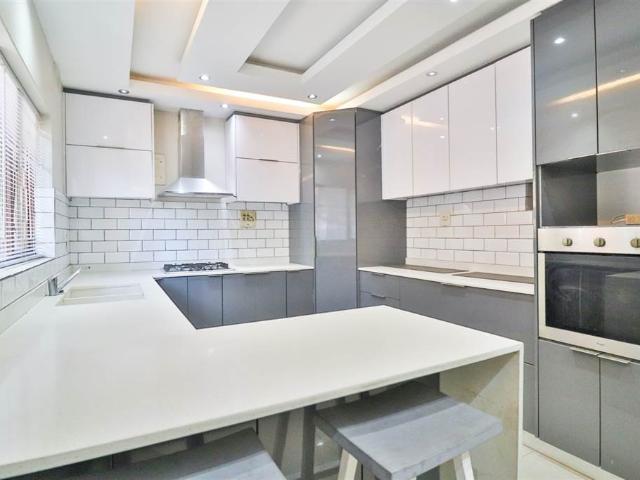 3 Bedroom House in Chiltern Hills