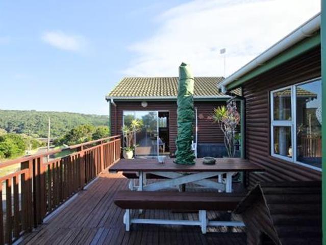 3 Bedroom House in Cintsa East