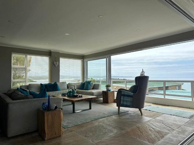 3 Bedroom House in Cintsa