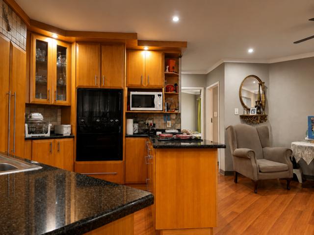 3 Bedroom House in Clubview