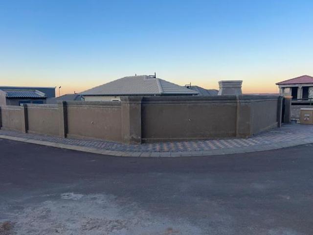 3 Bedroom House in Clayville