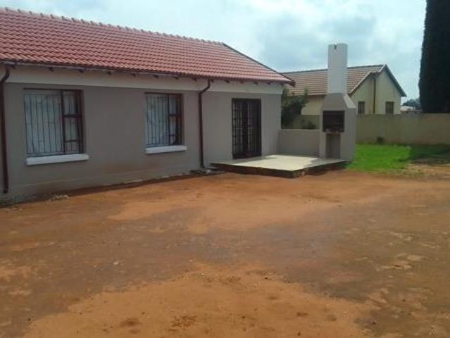 3 Bedroom House in Crystal Park
