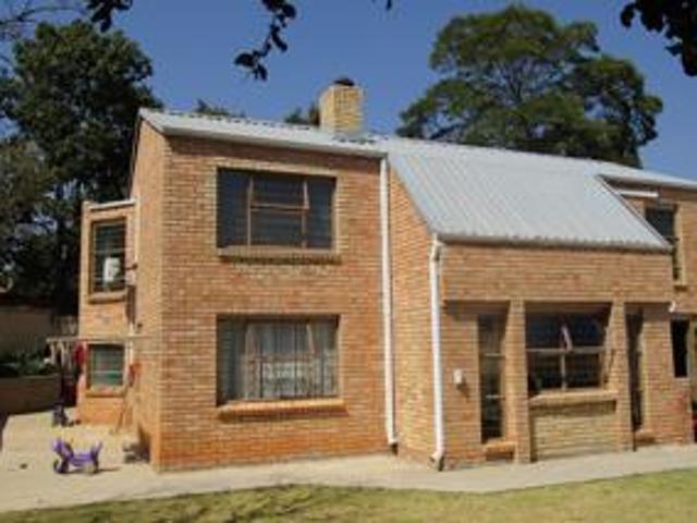 3 Bedroom House in Craighall Park