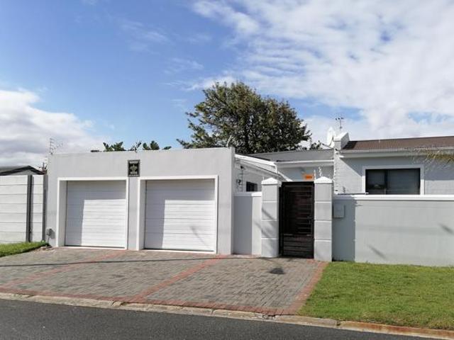 3 Bedroom House in Crawford