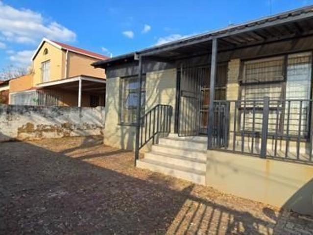 3 Bedroom House in Crosby