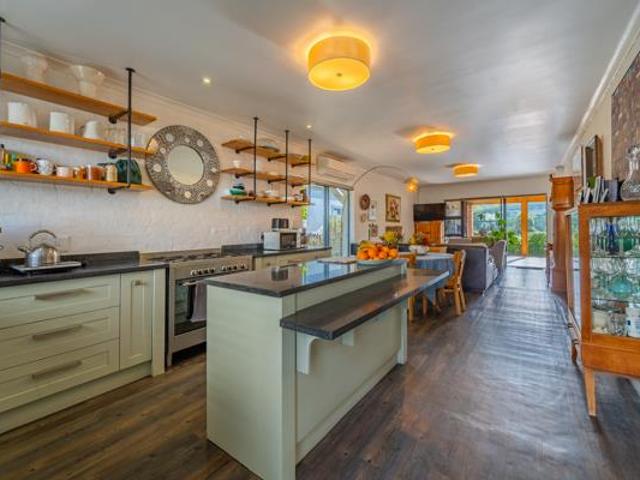 3 Bedroom House in Crossways Farm Village