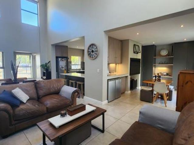 3 Bedroom House in Croydon