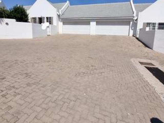 3 bedroom house in a security complex