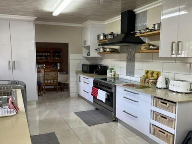 3 Bedroom House in Amalinda