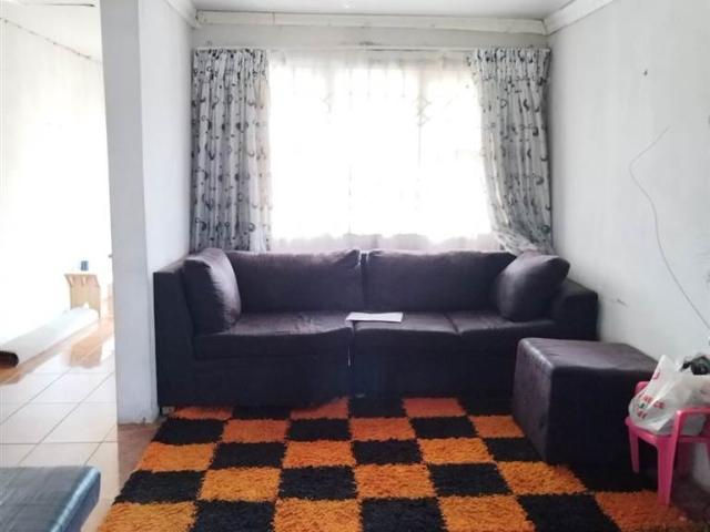3 Bedroom House in Amalinda