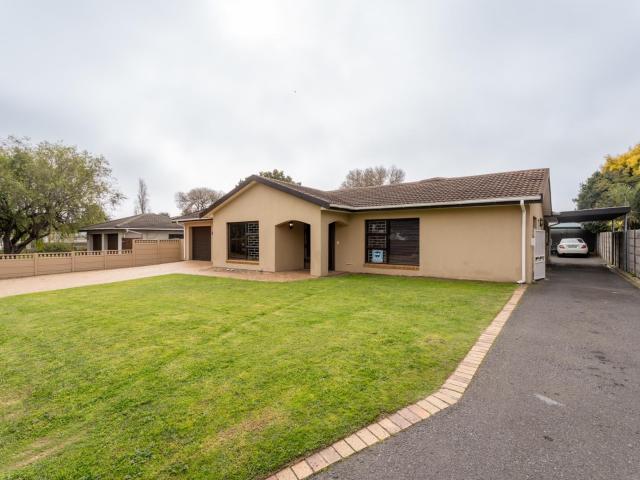 3 Bedroom House in Amandelsig