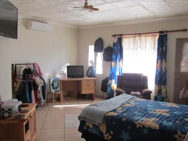 3 Bedroom House in Amanzimtoti
