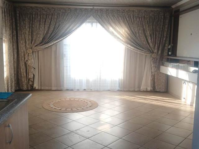 3 Bedroom House in Andeon AH