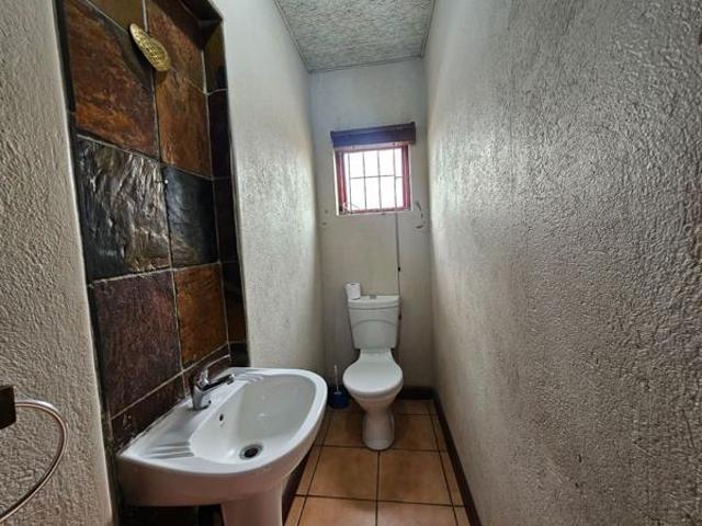 3 Bedroom House in Annadale