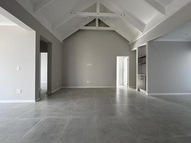 3 Bedroom House in Aan de Wijnlanden