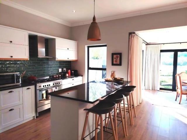 3 Bedroom House in Aan de Wijnlanden