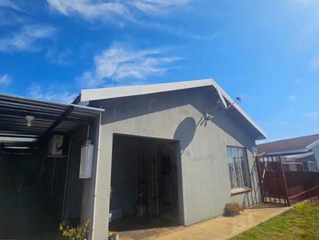 3 Bedroom House in Acaciaville