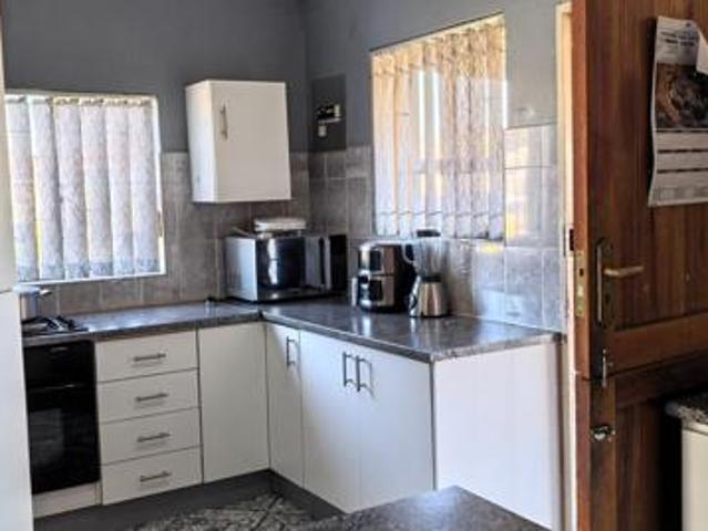 3 Bedroom House in Acaciaville