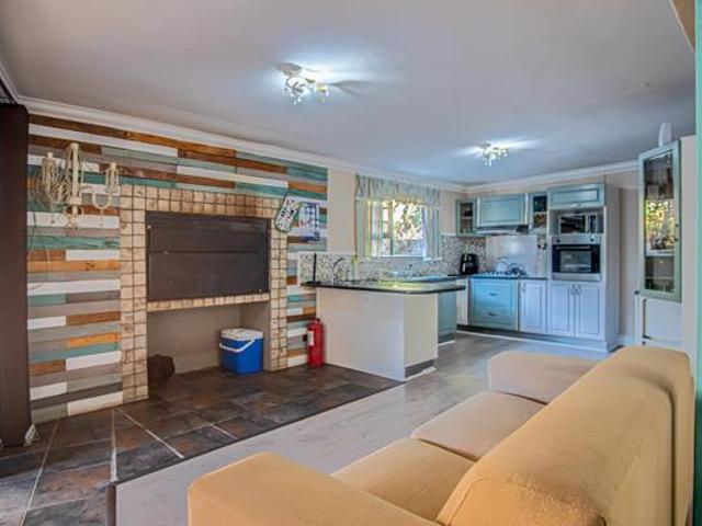 3 Bedroom House in Admirals Park