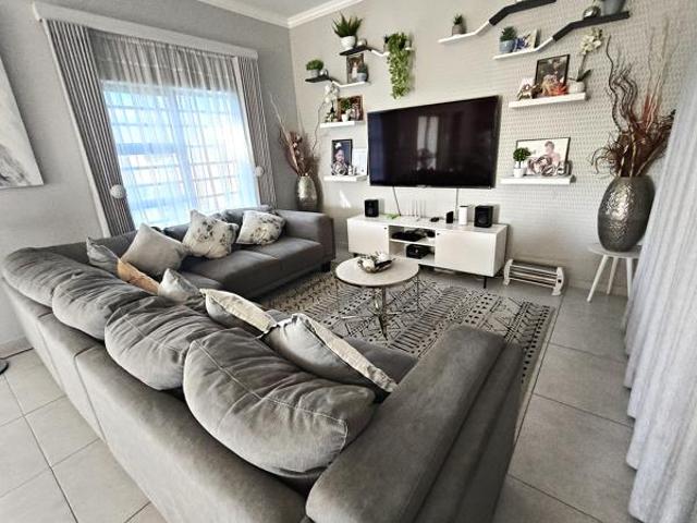 3 Bedroom House in Admirals Park