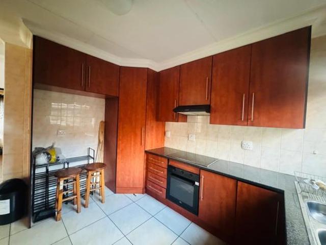 3 Bedroom House in Aerorand