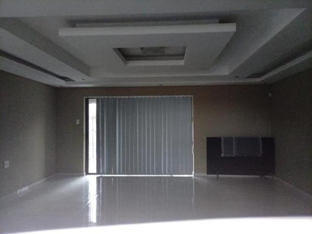 3 Bedroom House in Aerorand