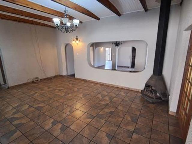 3 Bedroom House in Aerorand