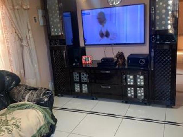 3 Bedroom House in African Jewel