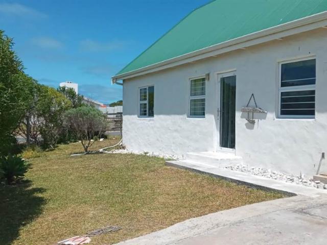 3 Bedroom House in Agulhas