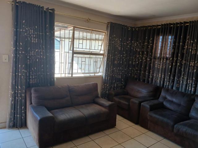 3 Bedroom House in Albertsdal