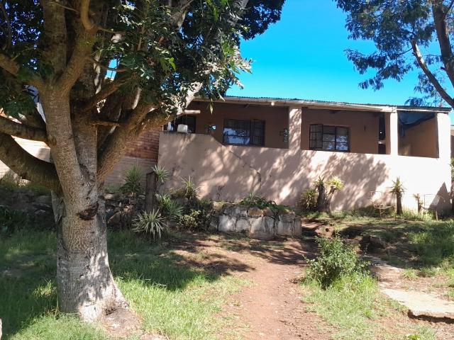 3 Bedroom House in Alexandria