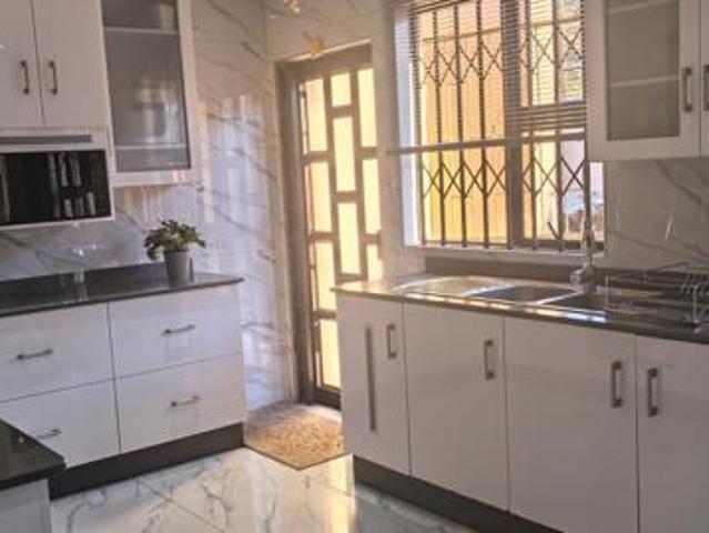 3 Bedroom House in Aloe Park