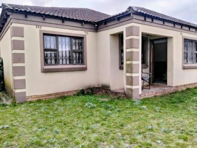 3 Bedroom House in Aquadene