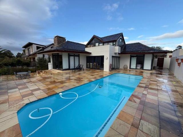3 Bedroom House in Arabella Country Estate