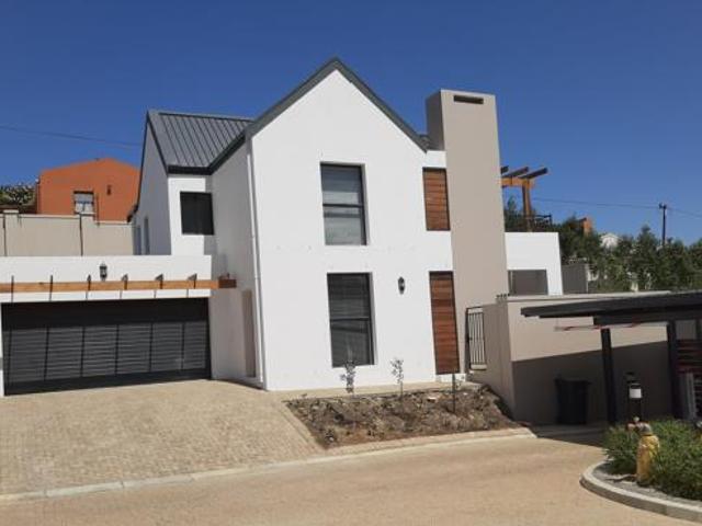 3 Bedroom House in Arbeidslus