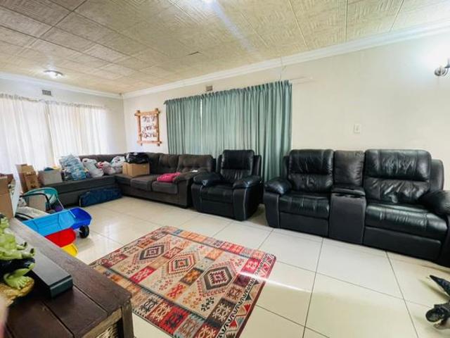 3 Bedroom House in Arboretum