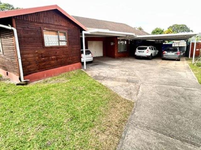 3 Bedroom House in Arboretum