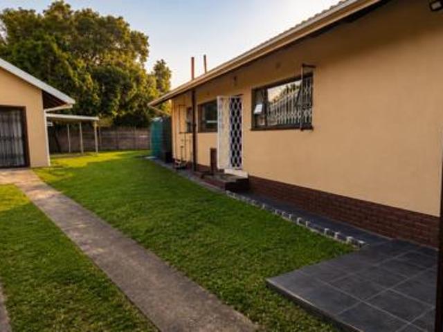 3 Bedroom House in Arboretum