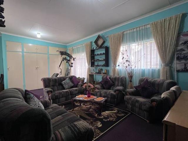 3 Bedroom House in Arcon Park