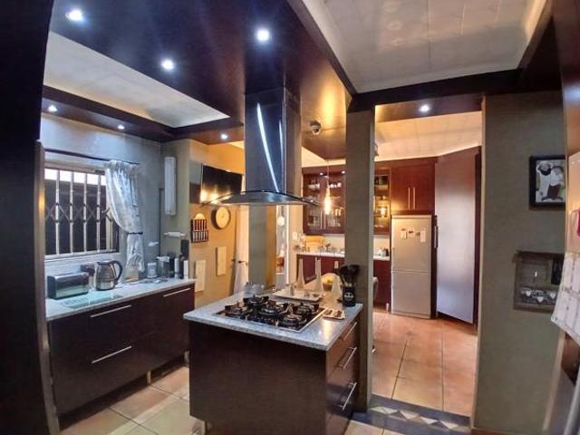 3 Bedroom House in Arcon Park