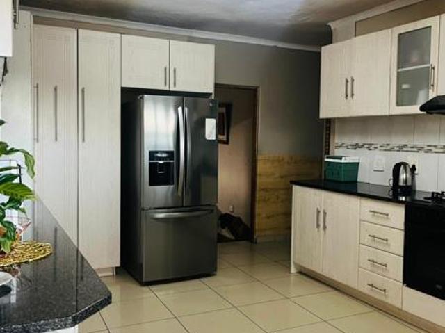 3 Bedroom House in Ashburton