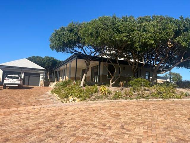3 Bedroom House in Atlantic Beach Golf Estate