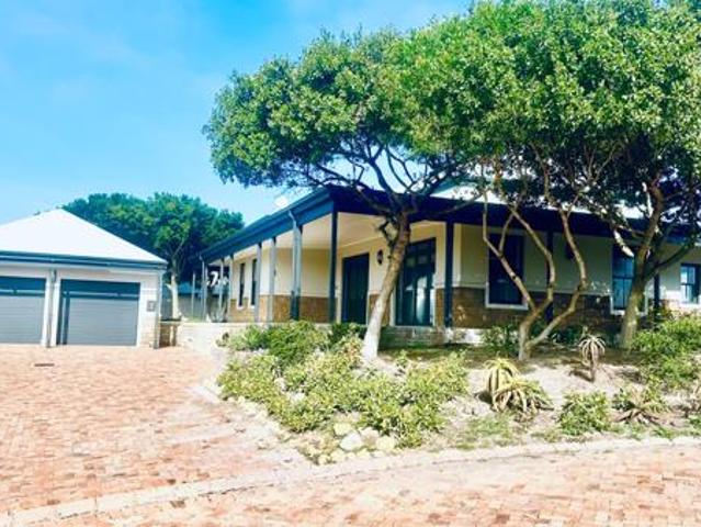3 Bedroom House in Atlantic Beach Golf Estate