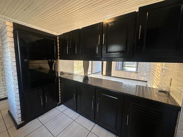 3 Bedroom House in Atlasville