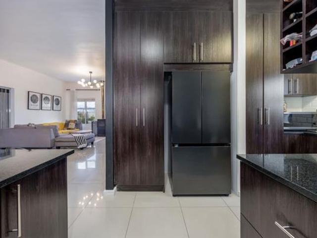 3 Bedroom House in Avalon Estate