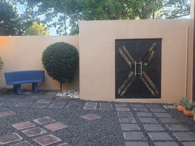 3 Bedroom House in Aviary Hill